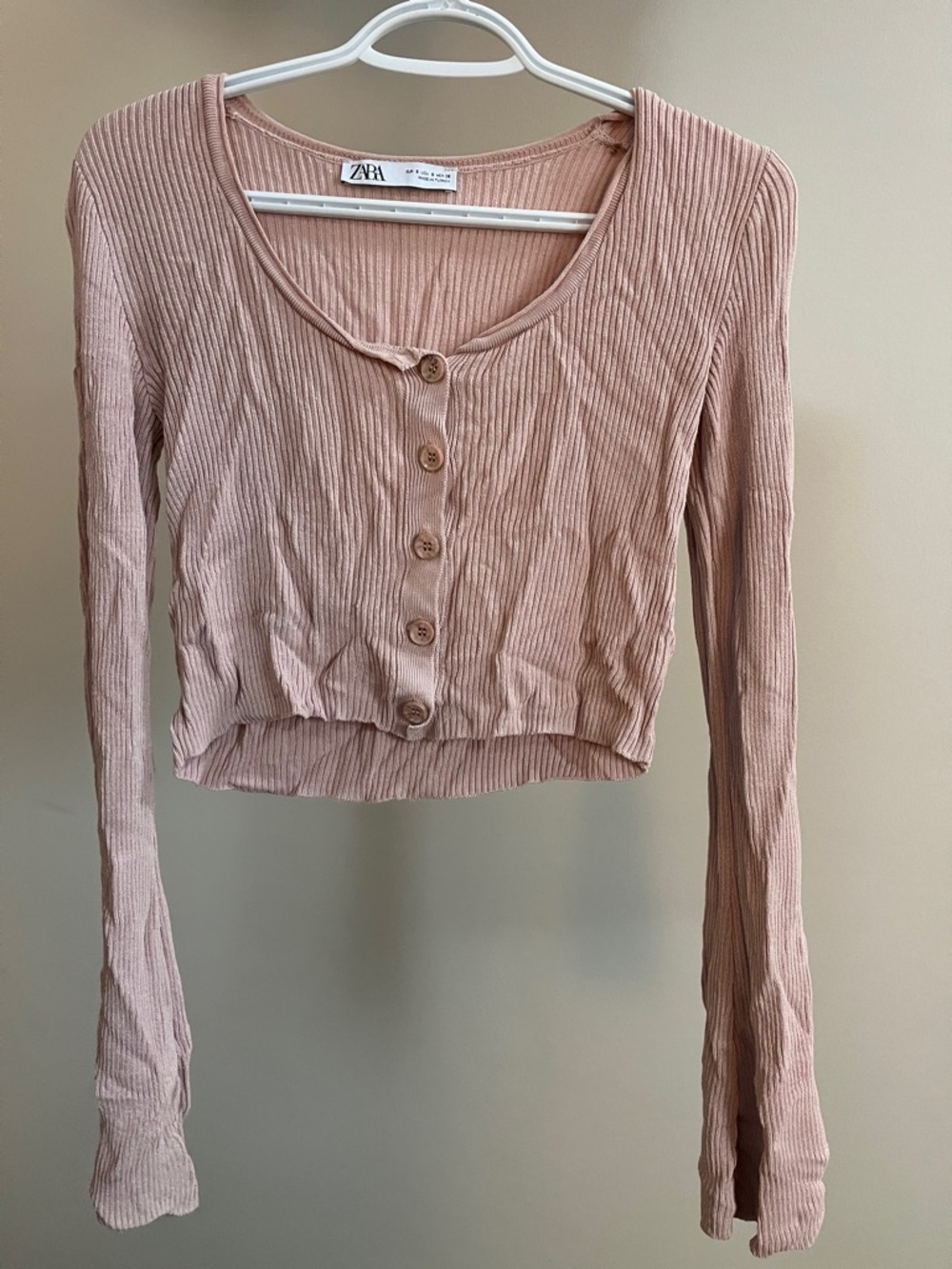 Zara Ribbed Button-Front Crop Top in Blush Pink